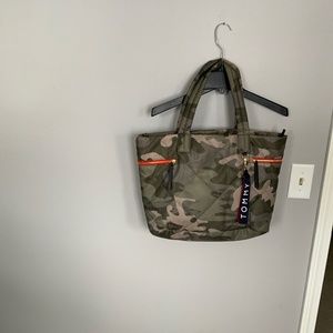 Tommy Hilfiger camo nylon tote